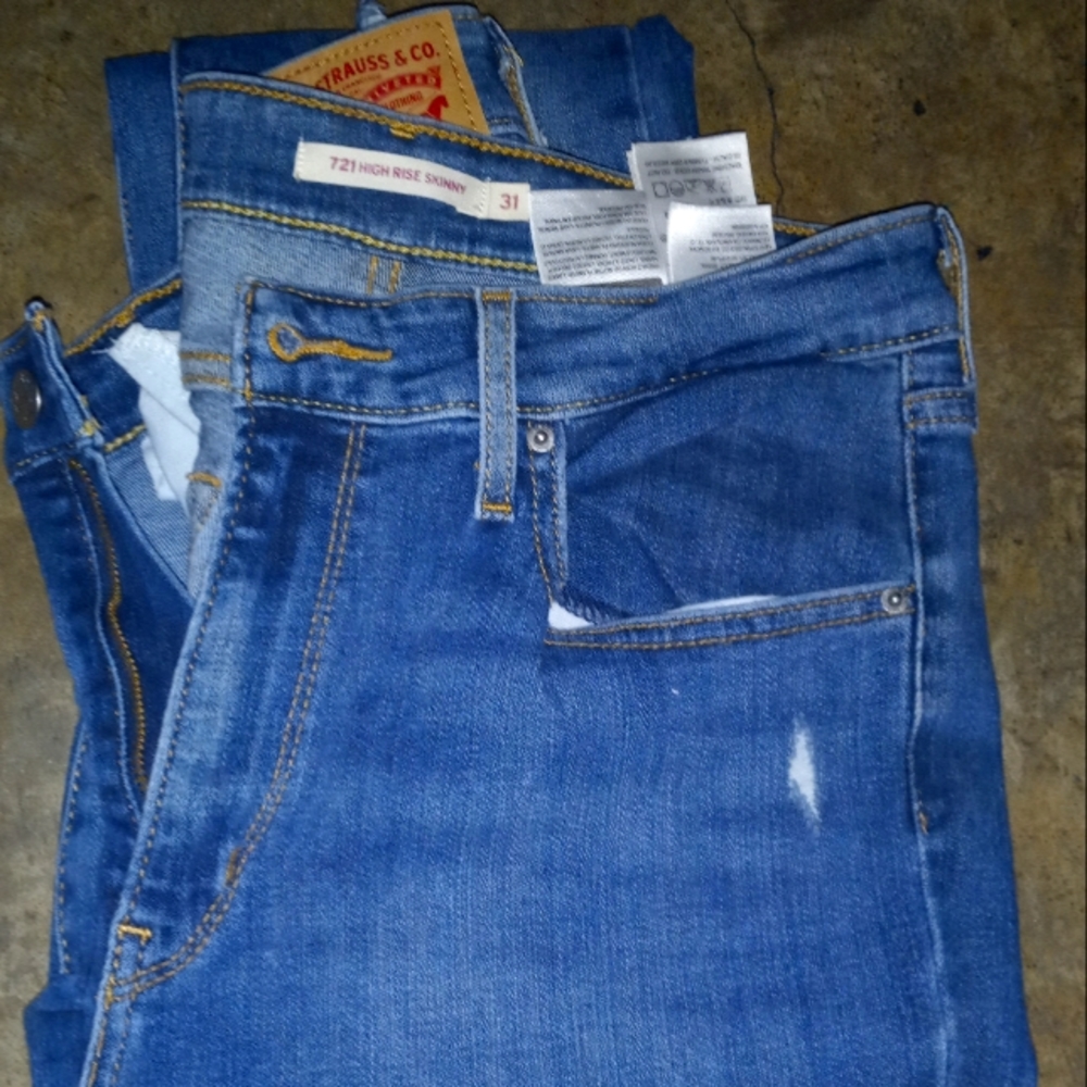 Jeans Levi brand skinnys